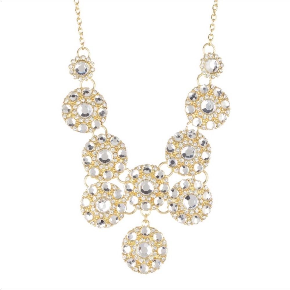 Elegant White Statement Necklace